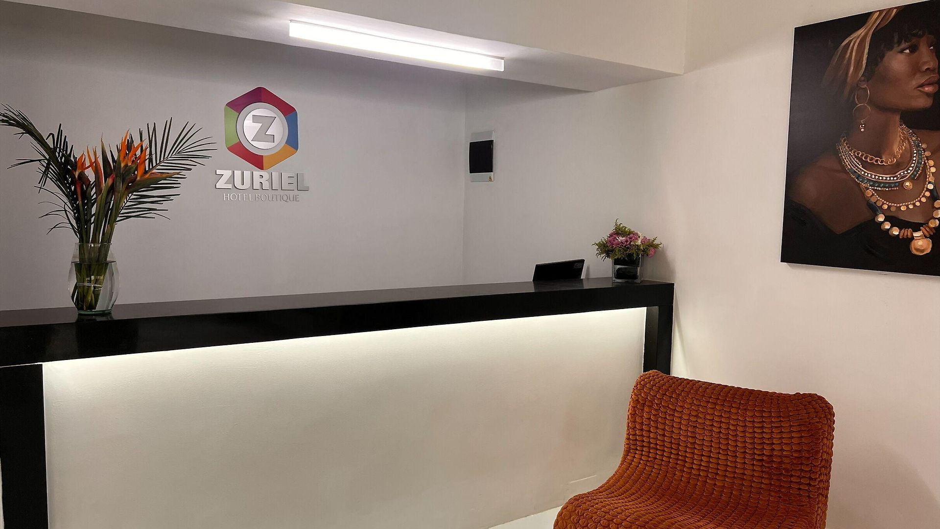 Zuriel Boutique Hotel