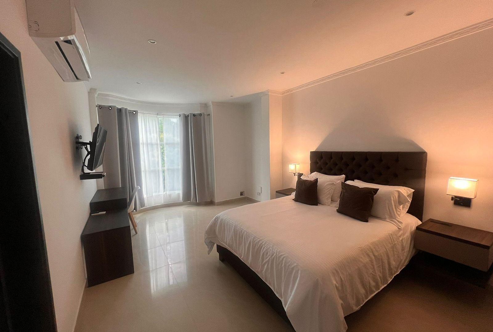 Zuriel Boutique 4*