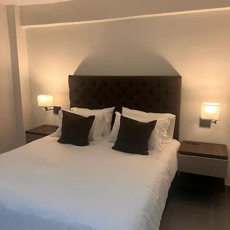 Zuriel Boutique Hotel 4*